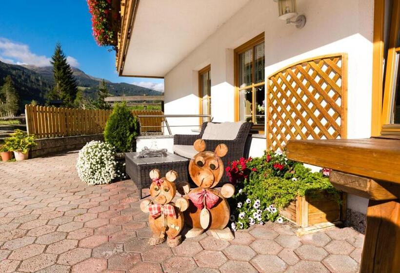 مبيت وإفطار Garni Bergland