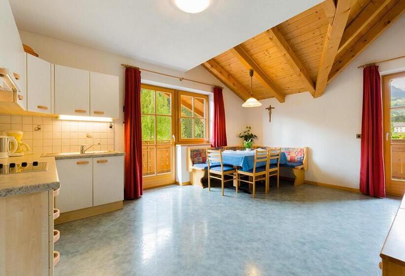 צימר Garni Bergland