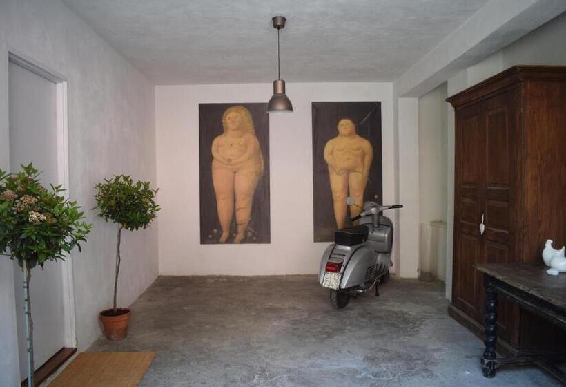 צימר House System