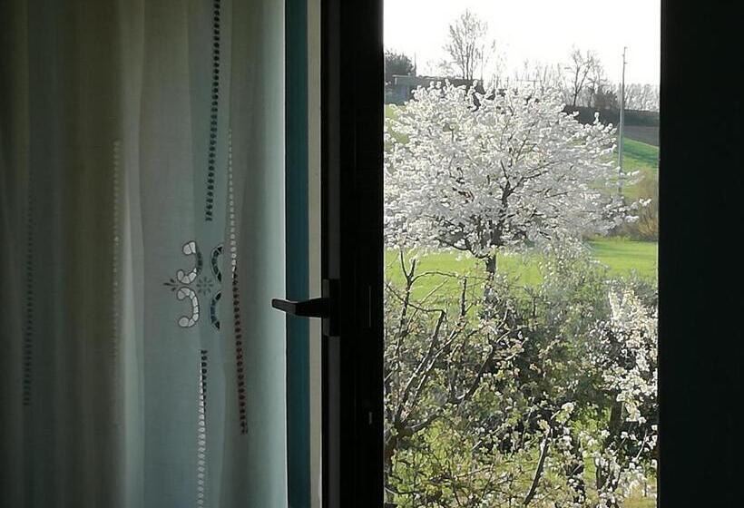 مبيت وإفطار I Ciliegi