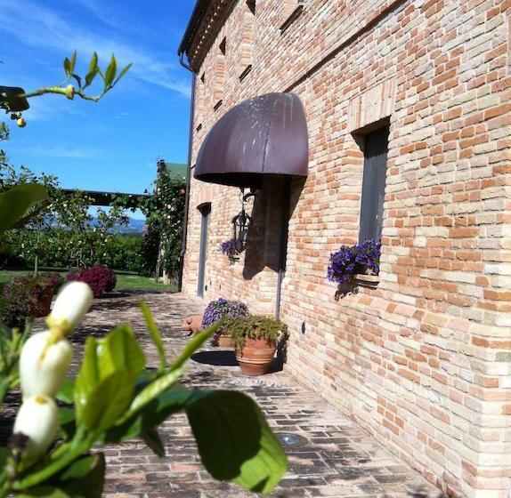 Bed and Breakfast La Commenda
