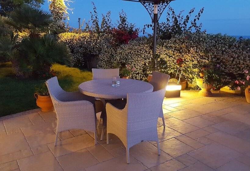 Bed and Breakfast La Suite Del Faro