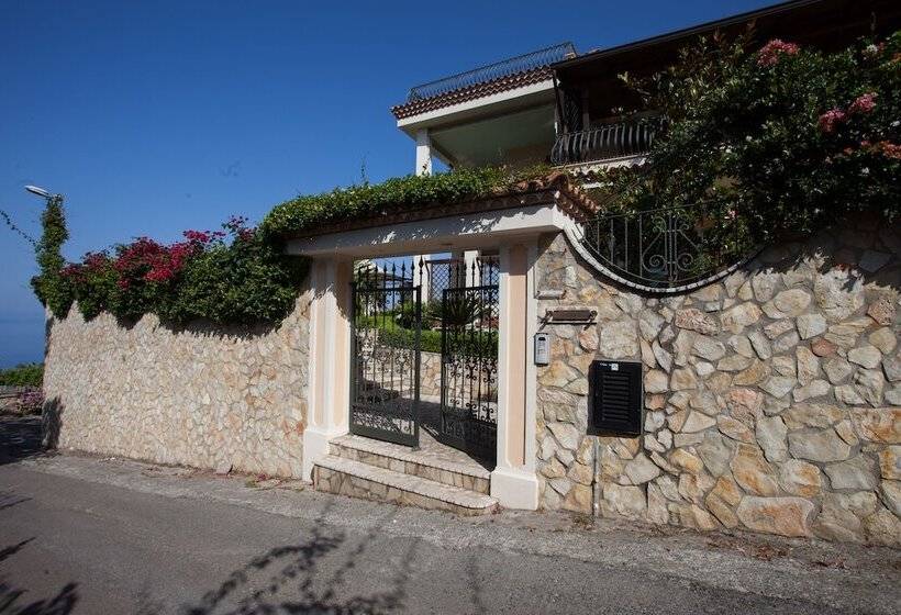 Bed and Breakfast La Suite Del Faro