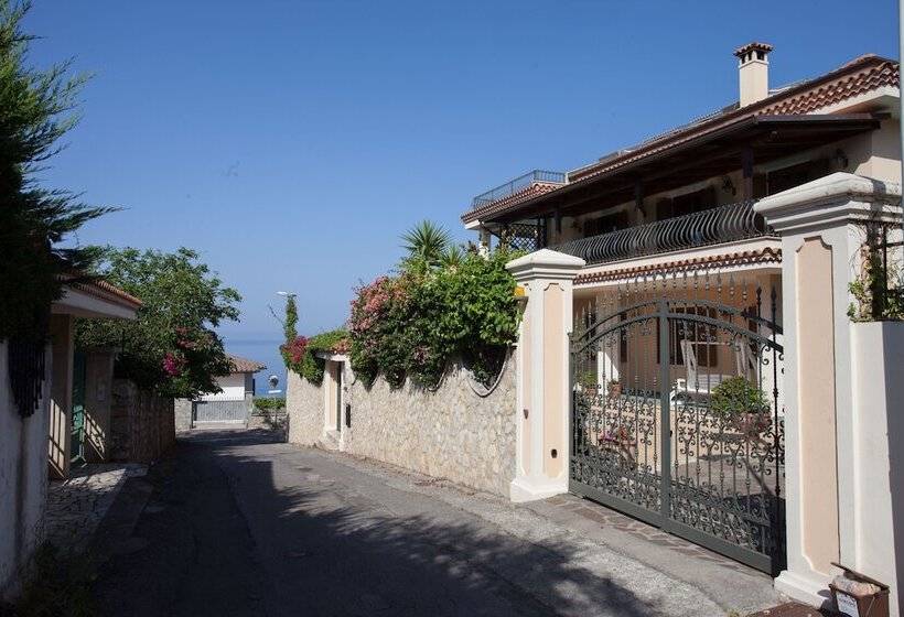 Bed and Breakfast La Suite Del Faro