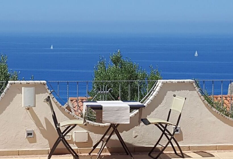 Bed and Breakfast La Suite Del Faro