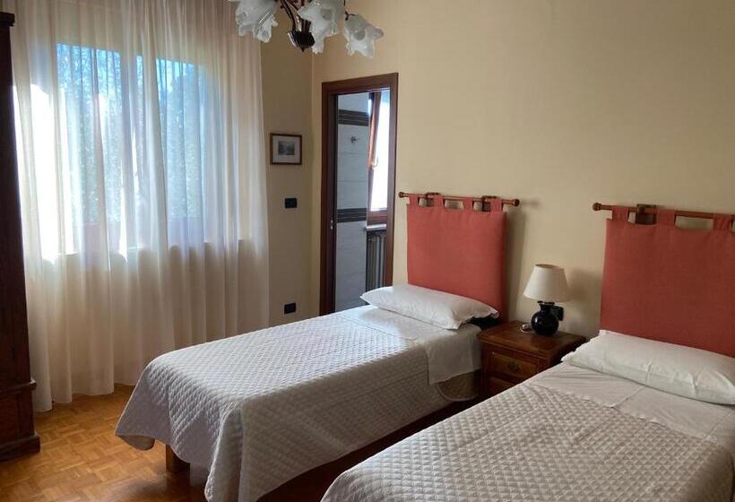 مبيت وإفطار La Via Del Sole