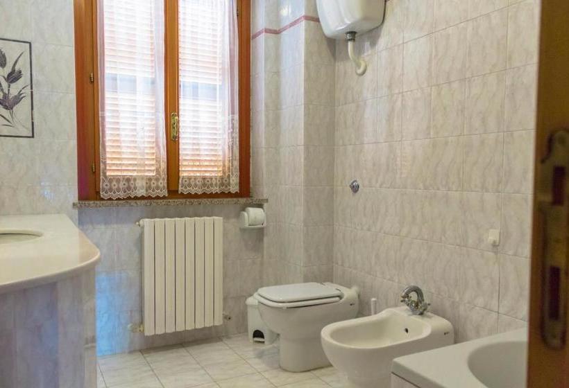 مبيت وإفطار Le Monachette