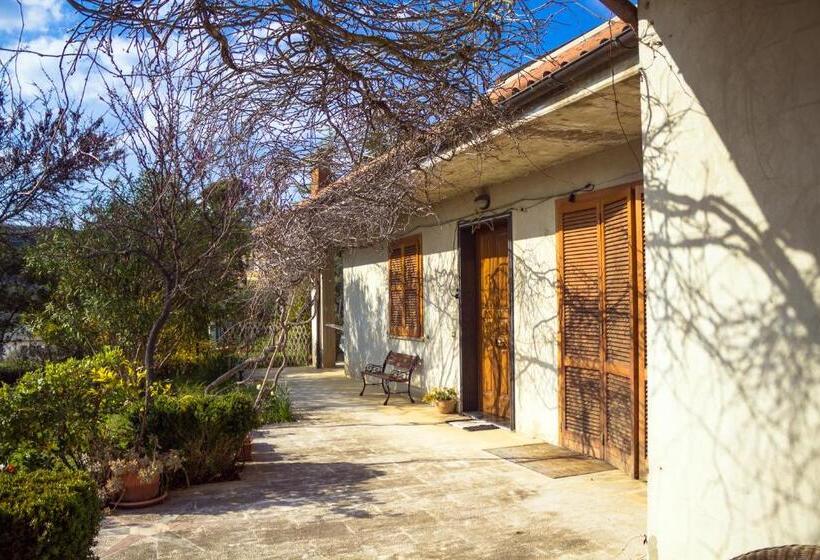 مبيت وإفطار Le Monachette