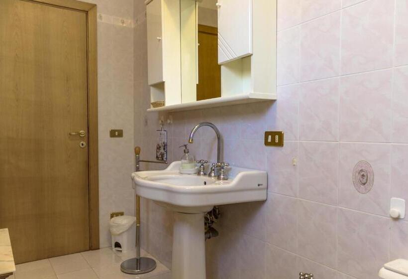 مبيت وإفطار Le Monachette