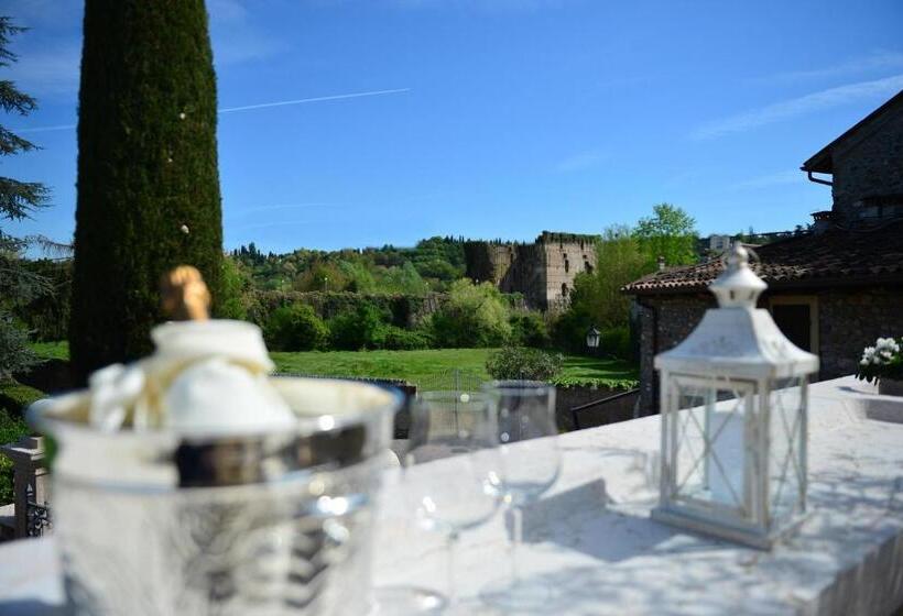 ベッドアンドブレックファースト Maison Resola   Rooms & Breakfast