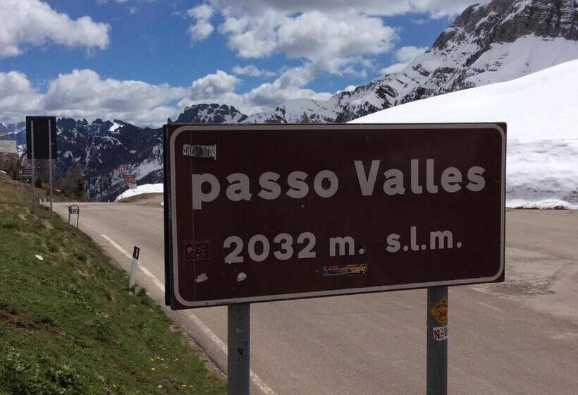 ベッドアンドブレックファースト Rifugio Capanna Passo Valles