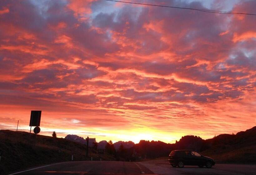 ベッドアンドブレックファースト Rifugio Capanna Passo Valles