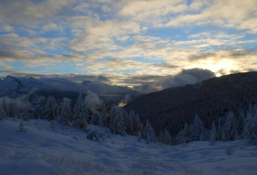 ベッドアンドブレックファースト Rifugio Capanna Passo Valles