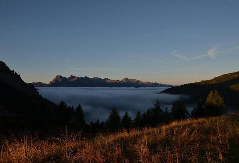 ベッドアンドブレックファースト Rifugio Capanna Passo Valles