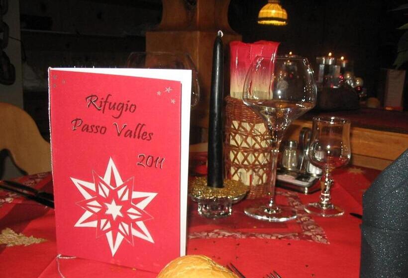 ベッドアンドブレックファースト Rifugio Capanna Passo Valles