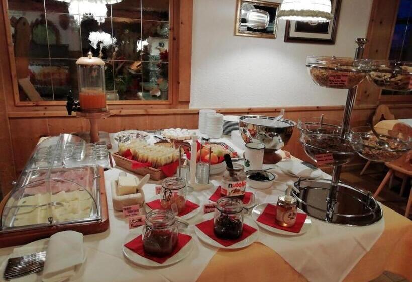 ベッドアンドブレックファースト Rifugio Capanna Passo Valles