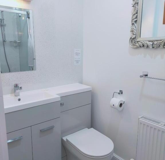 צימר The Groveside Guest House