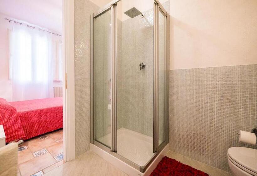 住宿加早餐  Villa Bellini Room&breakfast