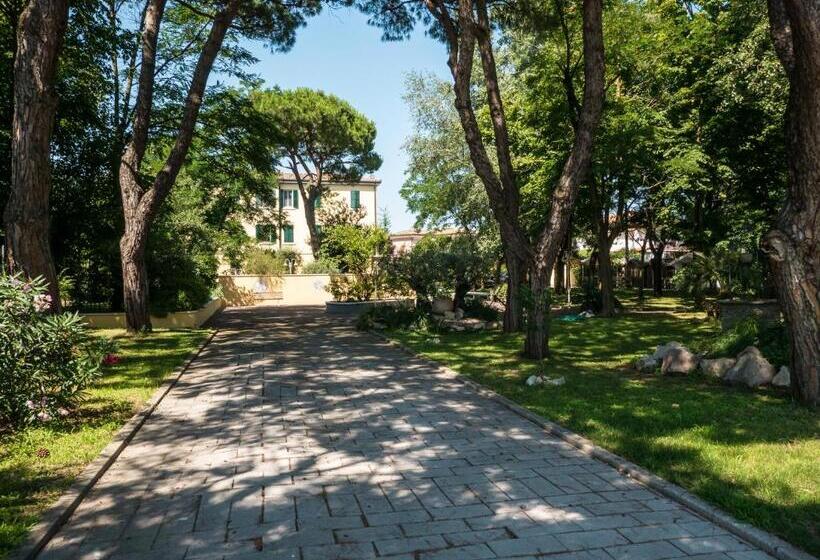 住宿加早餐  Villa Bellini Room&breakfast