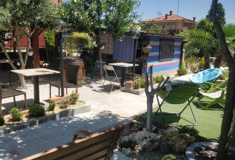 Caicai Bed And Breakfast