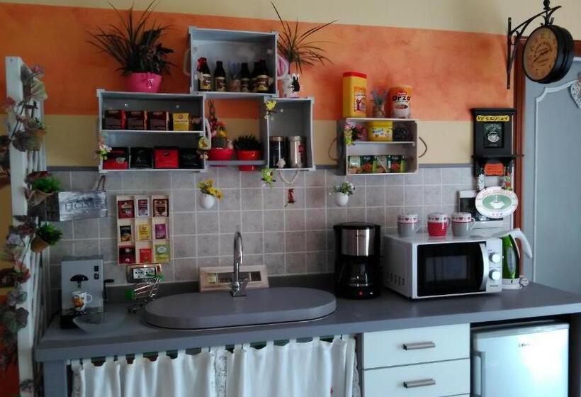Caicai Bed And Breakfast