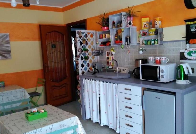 Caicai Bed And Breakfast