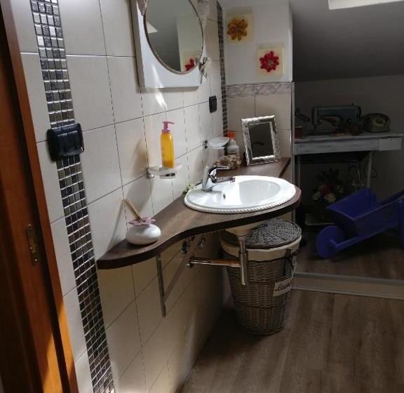 Caicai Bed And Breakfast