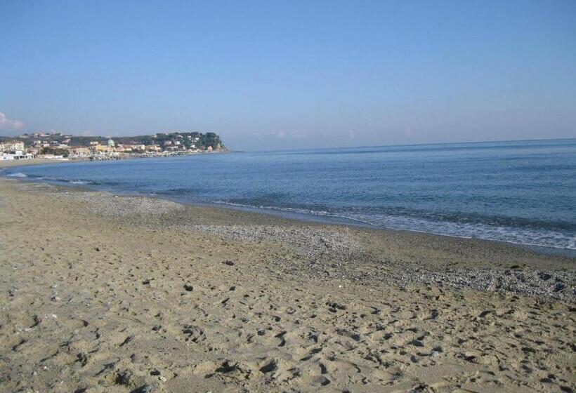 فندق Acqua Marina