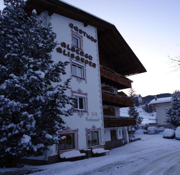 فندق Albergo Alisander