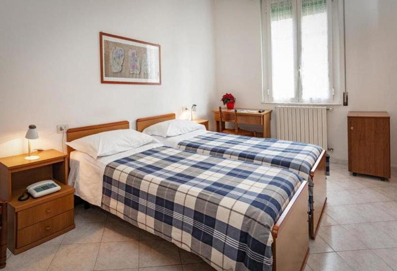 בית מלון כפרי Albergo Edera