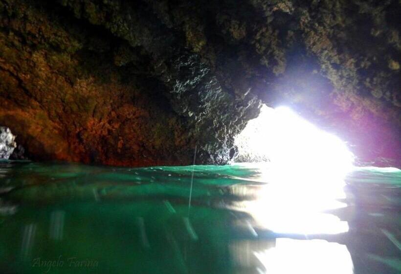 בית מלון כפרי Aurora