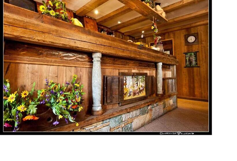 فندق Baita La Jolie Bergere