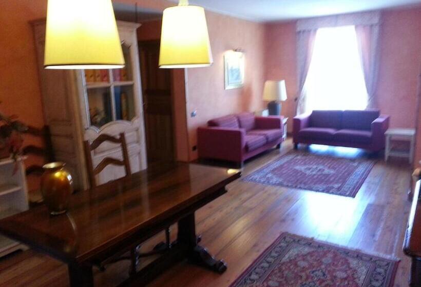 ホテル Borgonuovo