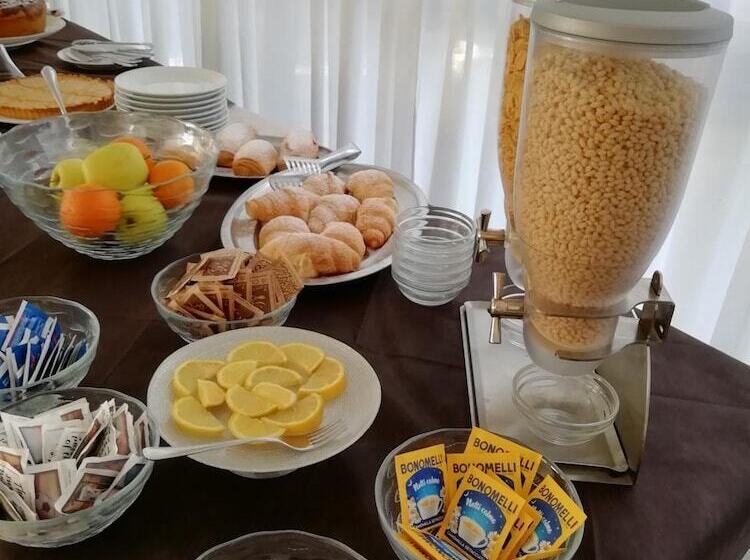 酒店 Cormoran Riccione