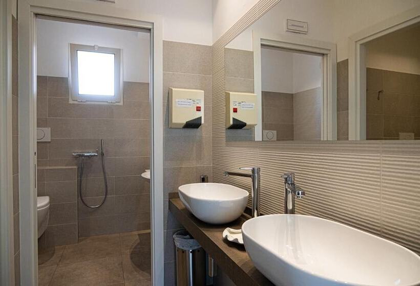 酒店 Cormoran Riccione