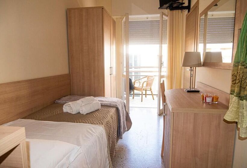 فندق Cormoran Riccione