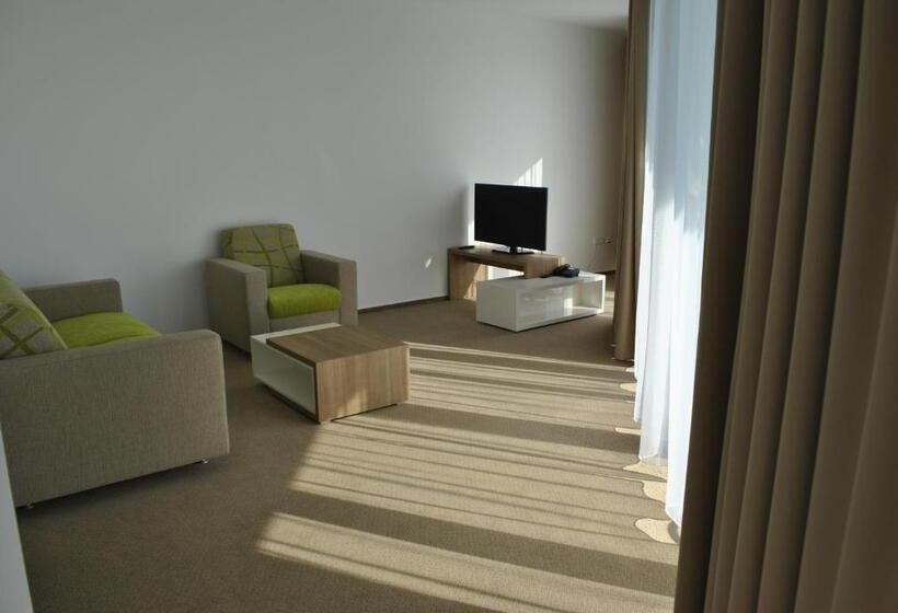 בית מלון כפרי Golf Jezera