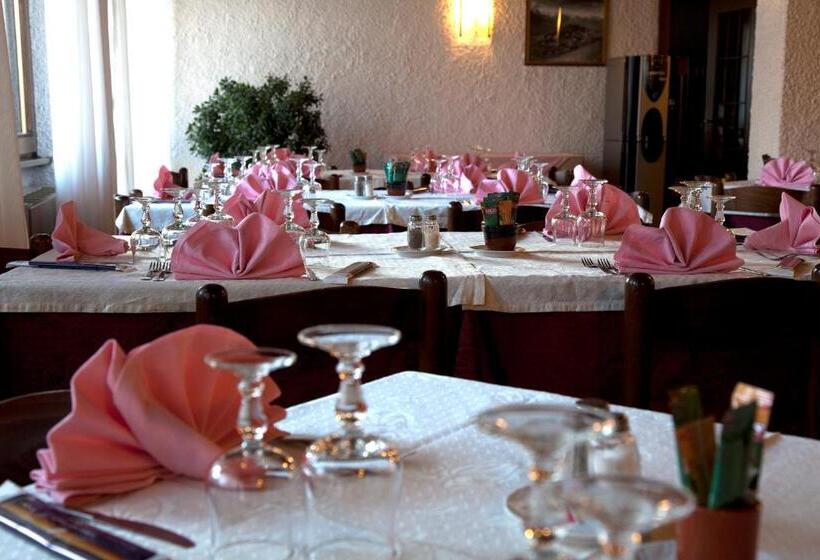 فندق Ristorante La Rosa