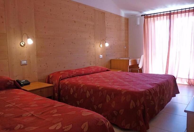 فندق Ristorante La Rosa