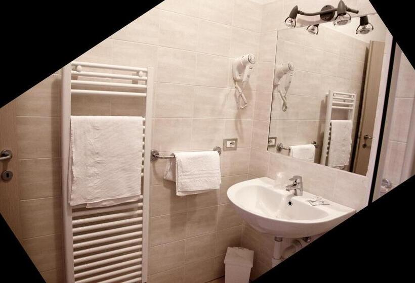 فندق Ristorante La Rosa