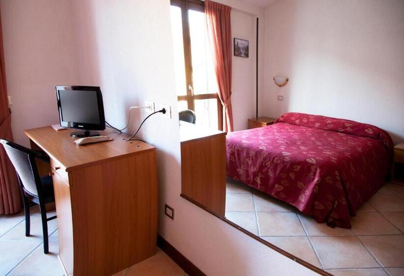 فندق Ristorante La Rosa