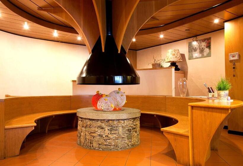 فندق Ristorante La Rosa