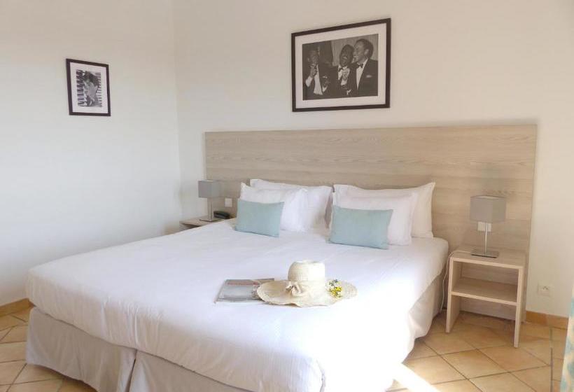 فندق Hôtel Les Bouis   Vue Mer