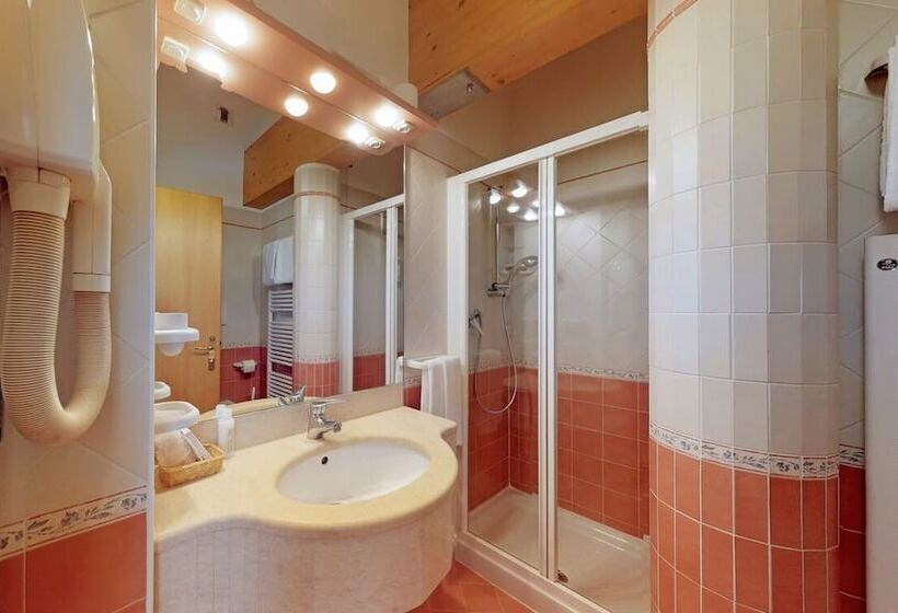 فندق Madonna Delle Nevi