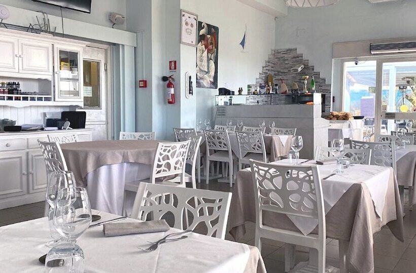 Отель Piccolo Paradiso