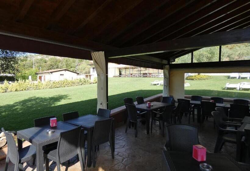 בית מלון כפרי Piscina La Suite