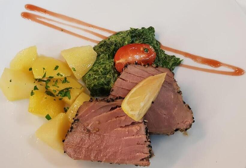 Отель Pörnbacher