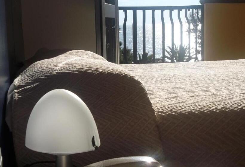 فندق Quattropalme