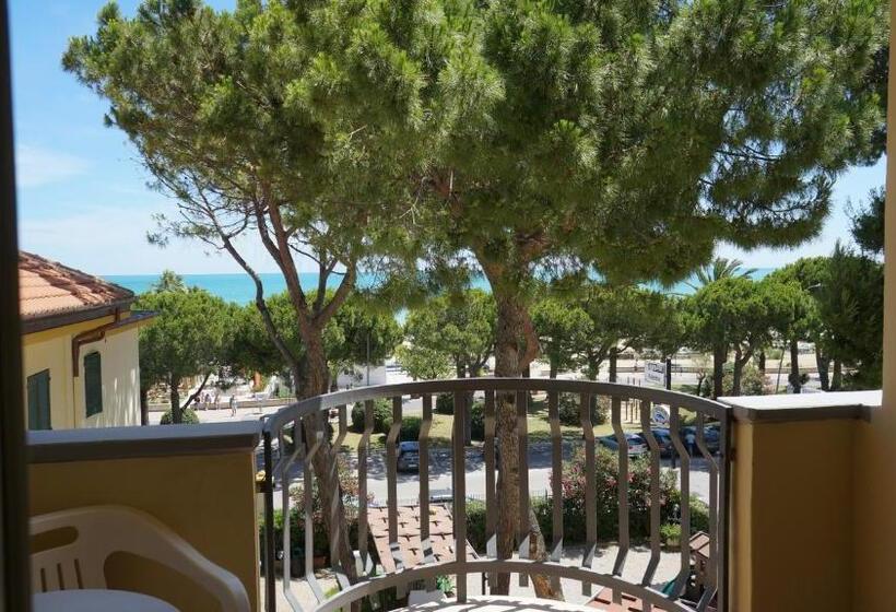 فندق Quattropalme