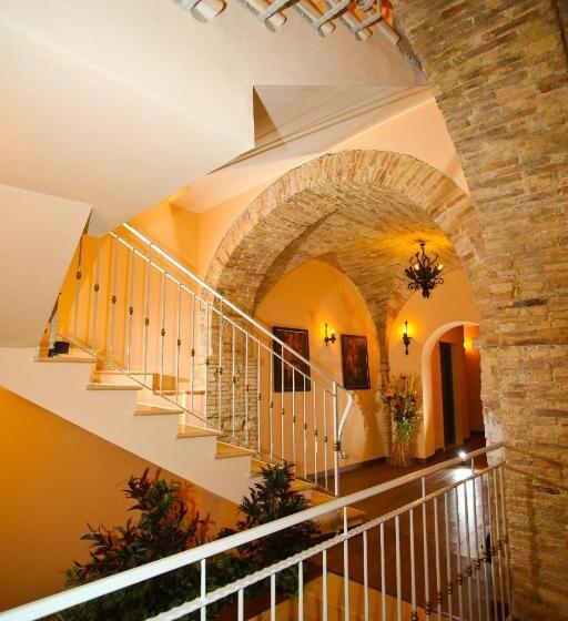 فندق Ristorante Al Duca